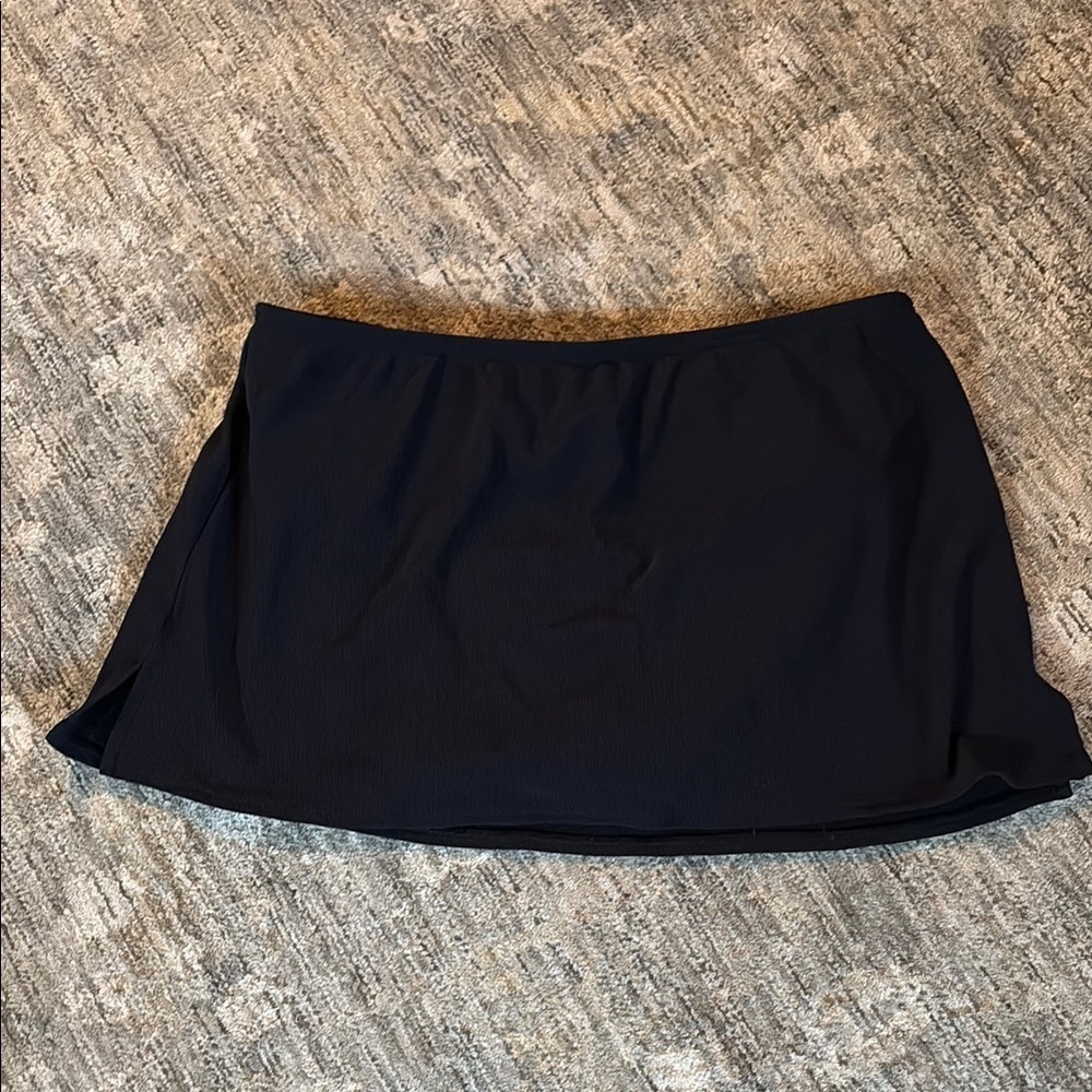 Lands' End Black Swim Skirt - Size 16 - Ribbed Texture
